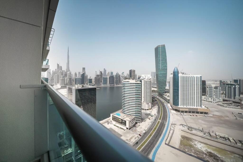 Burj Khalifa View! Stunning Studio In City Center! Apartment Dubai