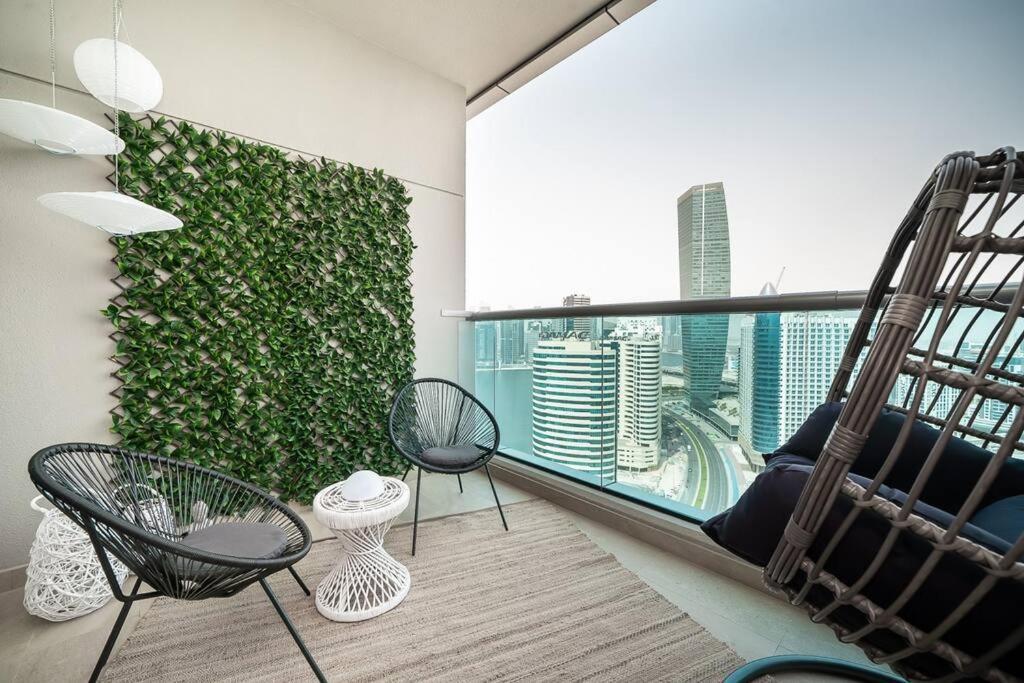 Apartment Burj Khalifa View! Stunning Studio In City Center! Dubai