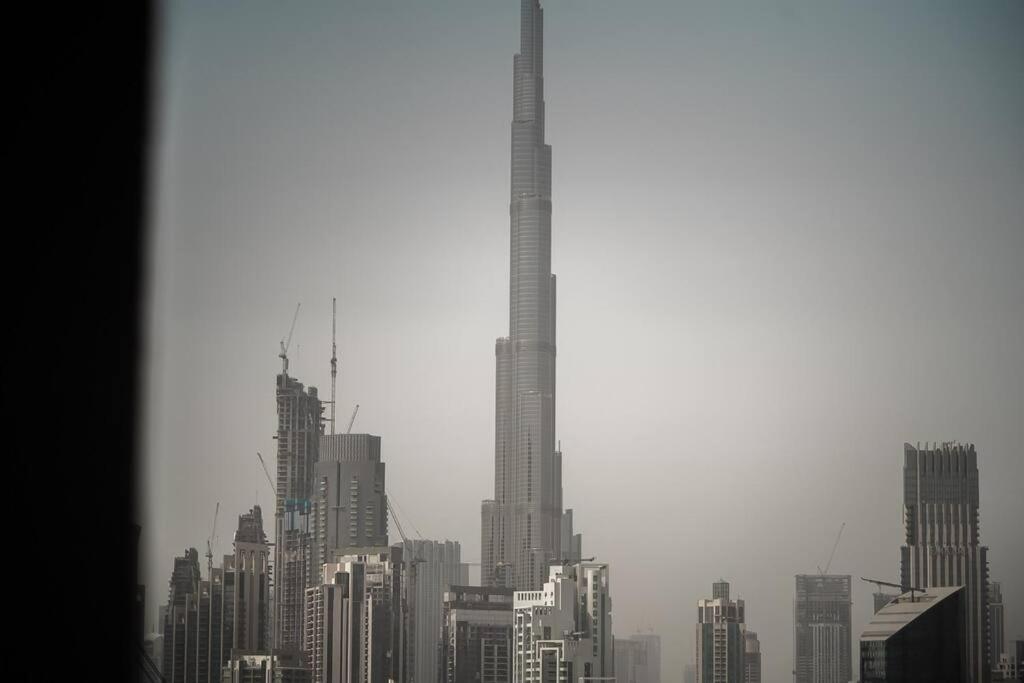Burj Khalifa View! Stunning Studio In City Center! Apartment